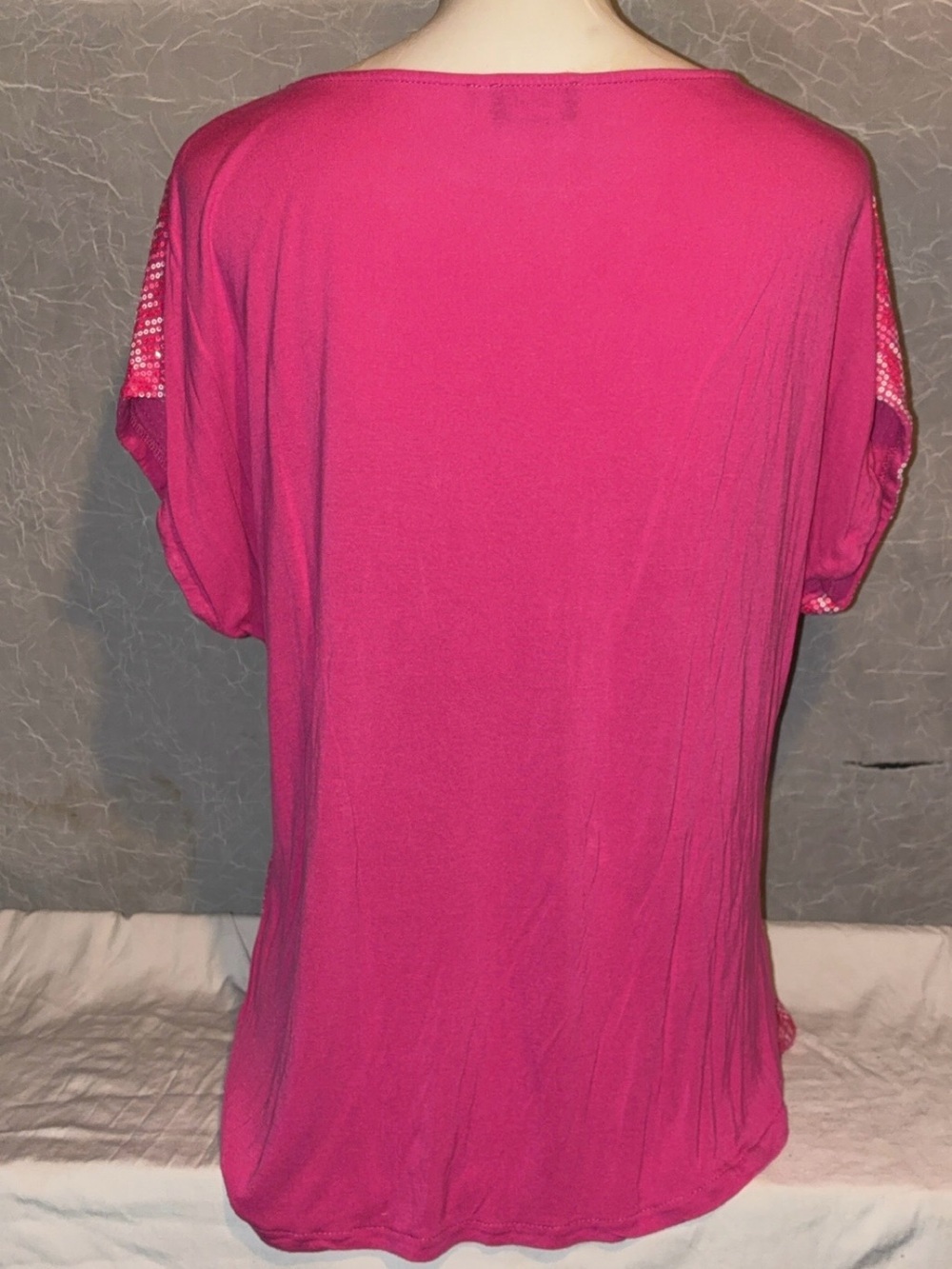 Crosby Hot Pink Abstract Pink White Sequin Party Scoop Neck Top XL - Picture 2 of 4